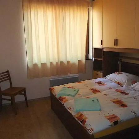 Rodinny Slnecnica * Tale