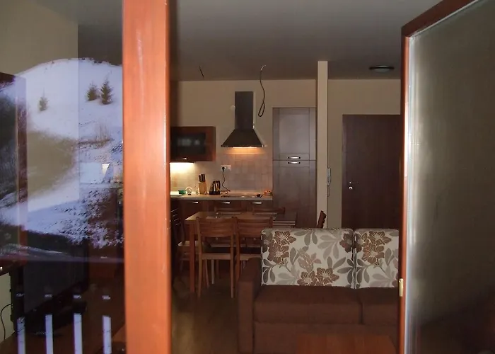 Rodinny Slnecnica Tále